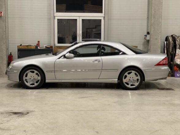 Mercedes Benz CL600 Bi-Turbo V12